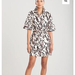Natori Lynx Belted Dress Medium